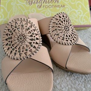 Brighton Rive Natural Wedges NEW